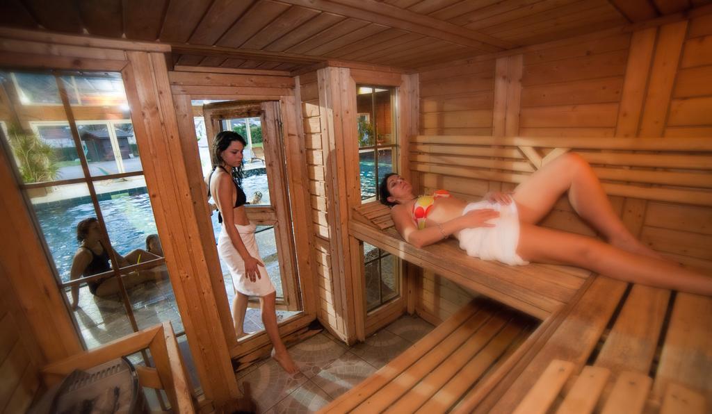 لابْريسْ Hotel Les Vallees Labellemontagne الغرفة الصورة