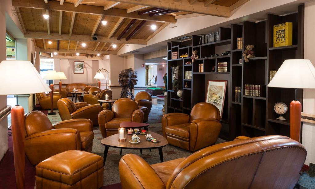 لابْريسْ Hotel Les Vallees Labellemontagne المظهر الخارجي الصورة
