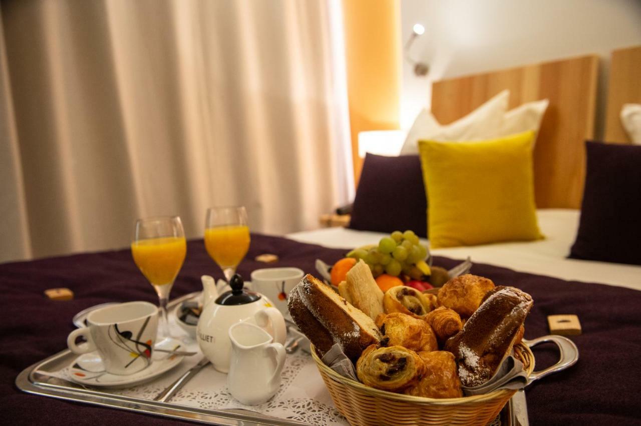 لابْريسْ Hotel Les Vallees Labellemontagne المظهر الخارجي الصورة